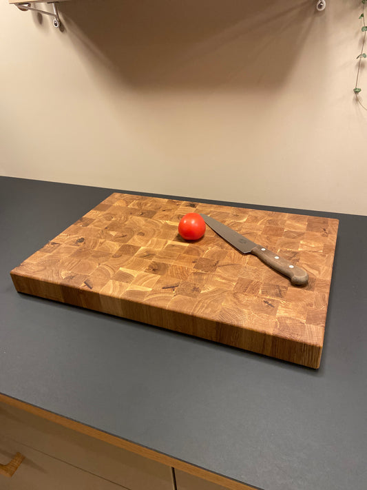 Skjærefjøl i endeved fra eik